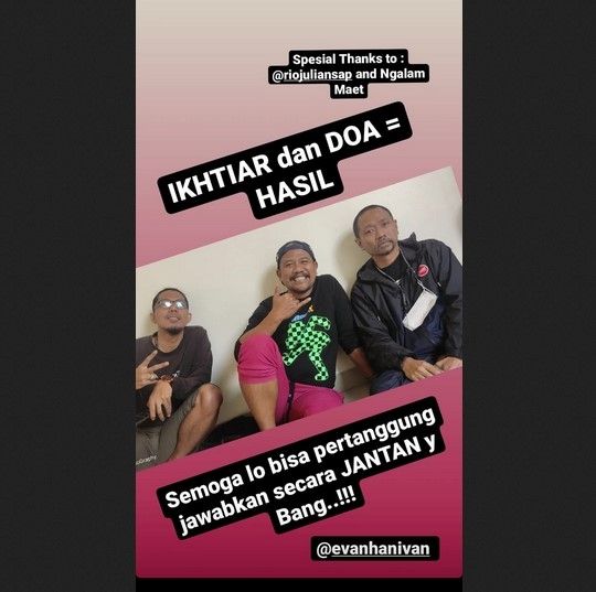 Buluk Superglad (kanan) akhirnya ditemukan setelah dua bulan buron. [Instagram]