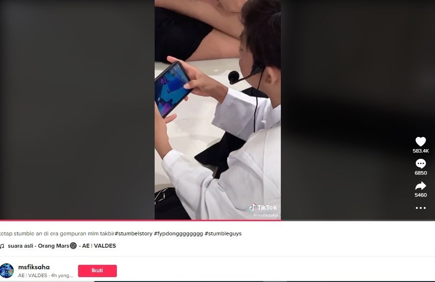 Takbiran sambil main game. [TikTok]