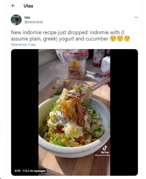 Indomie pakai yogurt (Twitter @pekerjalab)