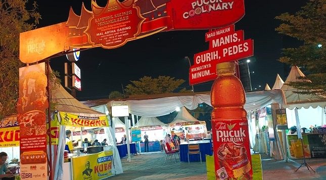 Suasana pertunjukan seni acara “Kampung Kuliner Minangkabau” di Mall Artha Gading, Kamis, 14 Juli 2022. (Foto: Dok. Arthatama)