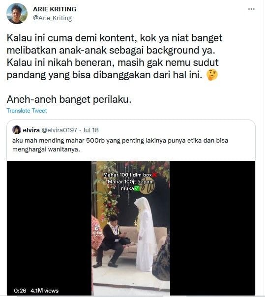 Arie Kriting tanggapi soal video viral di mana seorang mempelai lelaki melemparkan lembaran uang pecahan Rp 100 ribu ke mempelai perempuan. [Twitter]