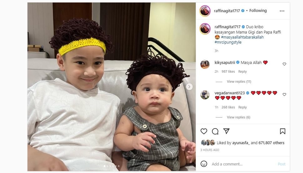 Potret dua anak Raffi Ahmad dan Nagita Slavina yang berdandan pakai rambut kribo. (Instagram/@raffinagita1717)