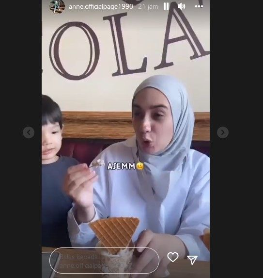 Di video ini Putri Anne dianggap matanya sembab. [Instagram]