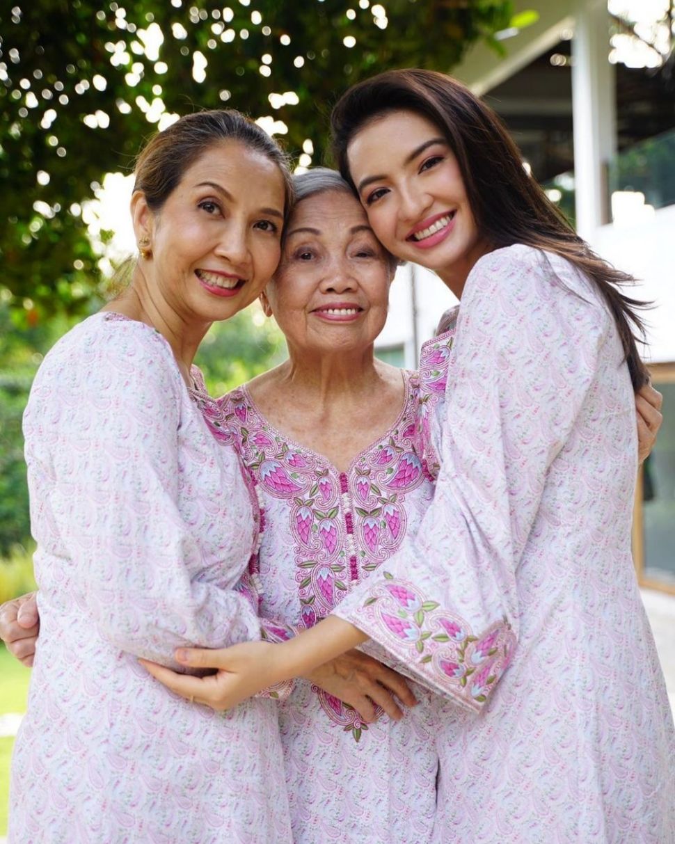 Potret Raline Shah Bersama Sang Nenek (Instagram/@ralineshah)