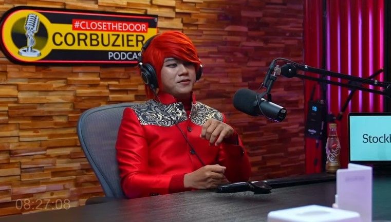 Marcel Radhival alias Pesulap Merah saat menjadi bintang tamu di podcast Deddy Corbuzier.