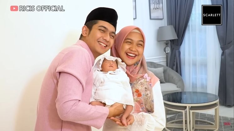 Potret Gemas Anak Ria Ricis saat Photoshoot (YouTube/Ricis Official)