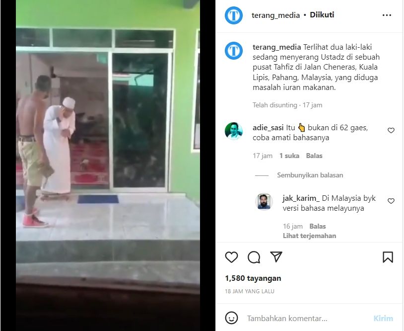 Dua orang pria melakukan penyerangan terhadap seseorang diduga ustaz (Instagram/ terang_media)