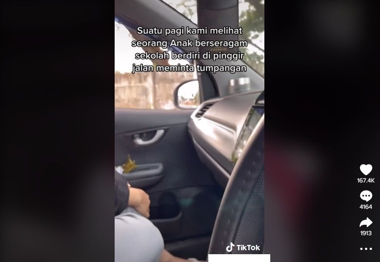 Bocah cari tumpangan ke sekolah. [TikTok]