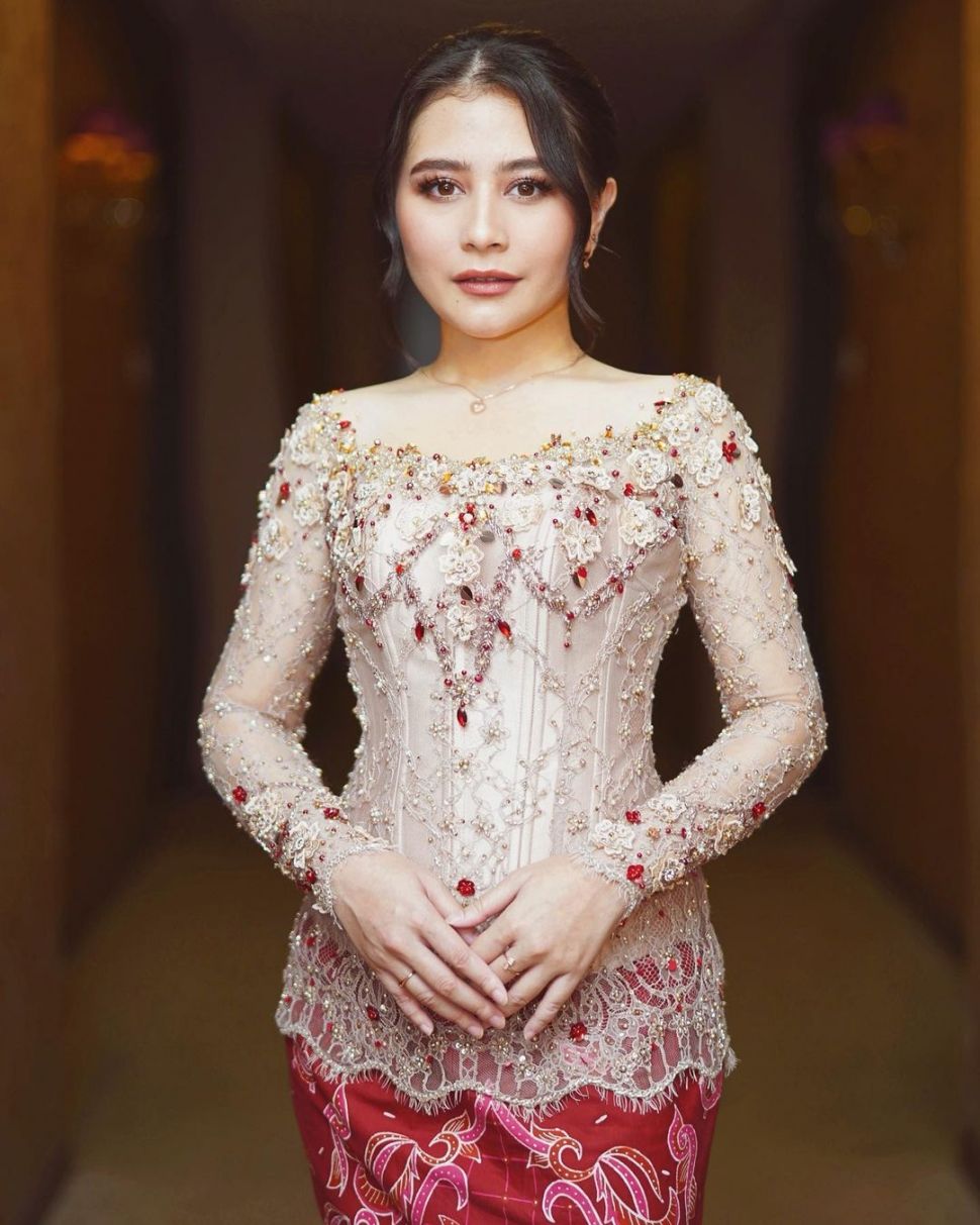 Artis Ramaikan Peringatan 17 Agustus (instagram/@prillylatuconsina96)