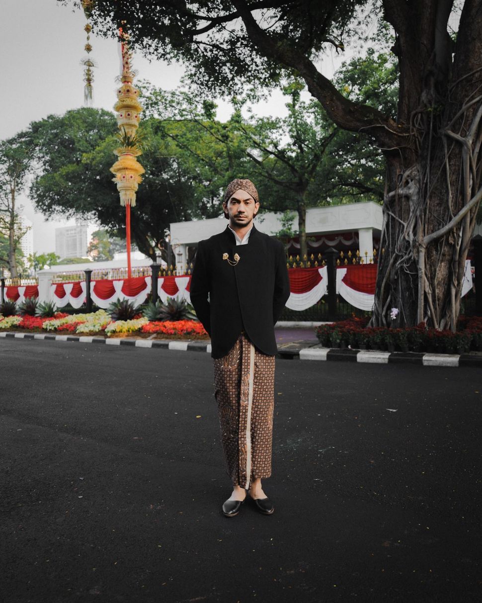  Potret Artis Hadiri Upacara di Istana Merdeka (Instagram/@officialpilarez)