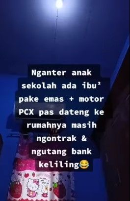 Viral, Perempuan Nyinyiri Ibu-Ibu yang Pakai Emas dan Sepeda Motor, Malah Berujung ‘Dirujak’ Warganet