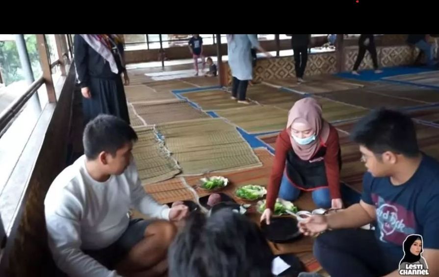  Potret Restoran Rizky Billar dan Lesti Kejora (YouTube/LESTI CHANNEL)