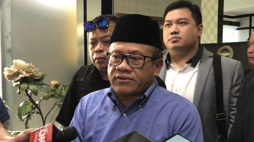 Ketua IPW Sugeng Teguh Santoso saat dipanggil MKD DPR. (Suara.com/Novian)