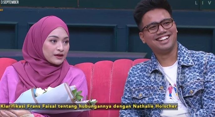 Nathalie Holscher dan Frans Faisal di acara Pagi-Pagi Ambyar Trans TV. 