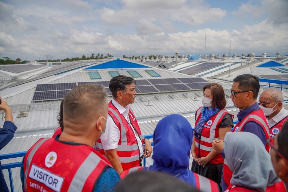 Peresmian Pembangkit Listrik Tenaga Surya (PLTS) Atap Pabrik Danone-AQUA di Desa Mambal, Kabupaten Badung, Bali. (Dok: Danone-AQUA)