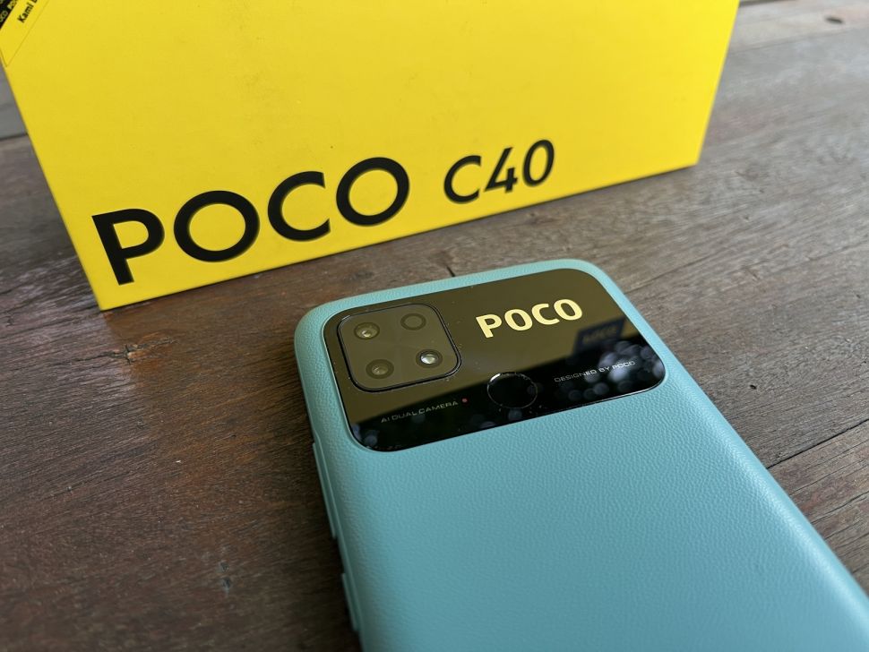 Harga Poco C40 di Indonesia mulai Rp 1,6 juta. Diluncurkan Senin (5/9/2022). [Suara.com/Dicky Prastya]
