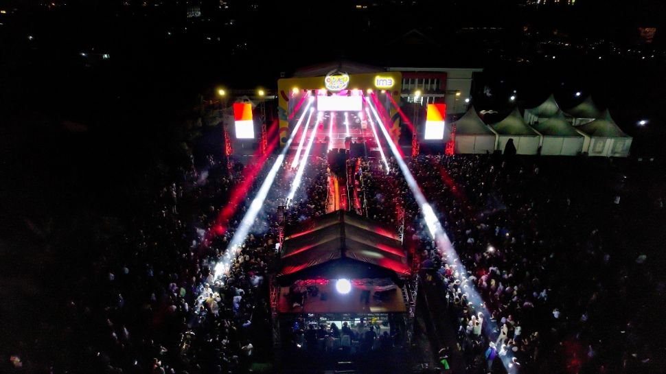 Konser Musik Collabonation Tour Pontianak diselenggarakan di Rumah Radakng, Pontianak pada Rabu (31/8/2022). (Dok: Indosat)