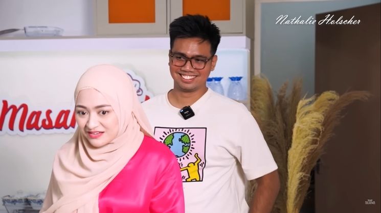 Momen Akrab Nathalie Holscher dan Frans Faisal Masak Bareng (YouTube/NATHALIE HOLSCHER)