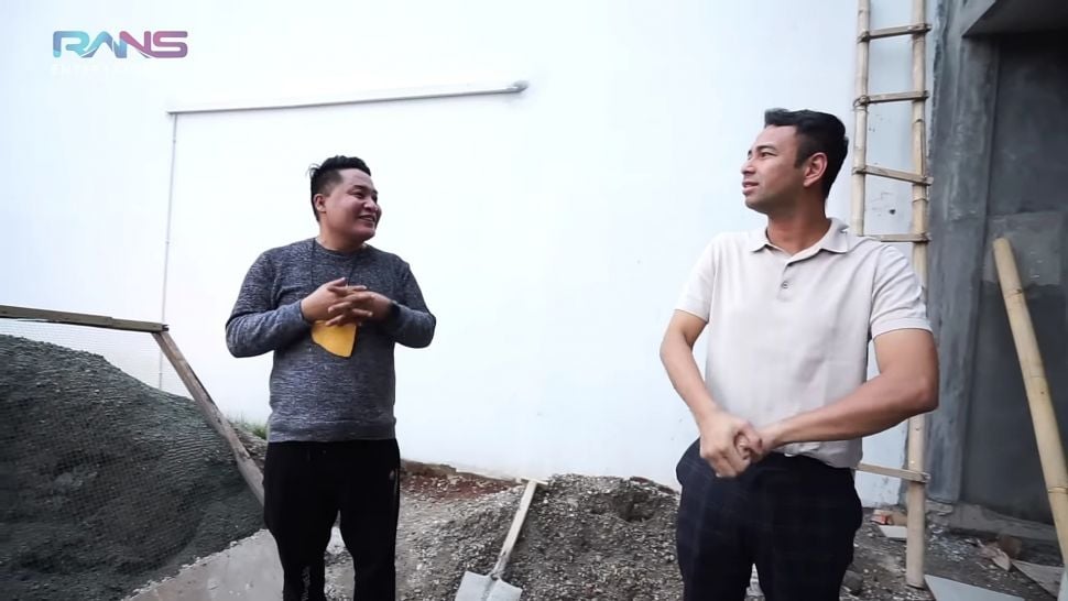 Bukan Sembarang Karyawan, Sultan Raffi Ahmad Malah Diminta Merry Jadi Desainer Interior. (Dok: YouTube/Rans Entertainment)