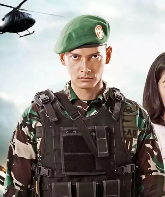 Potret Artis Pria Pakai Seragam TNI (Instagram/doeatandacinta)