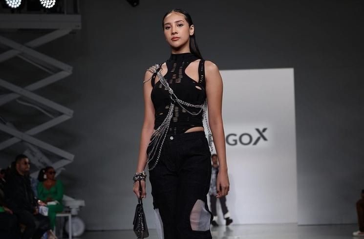 Gaya Anya Geraldine Bak Model Profesional (Instagram