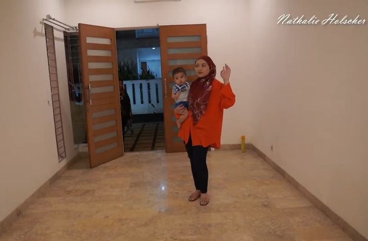 Potret Rumah Baru Nathalie Holscher (YouTube Nathalie Holscher)