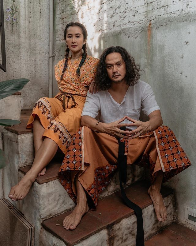 Pasangan Suami Istri Main Film Bareng(Instagram/@widimulia)