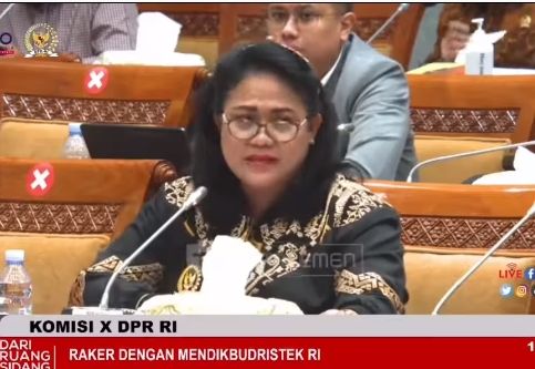 Anggota Komisi X DPR RI Anita Jacoba Gah mengkritik Menteri Nadiem Makarim. (tangkapan layar/ist)