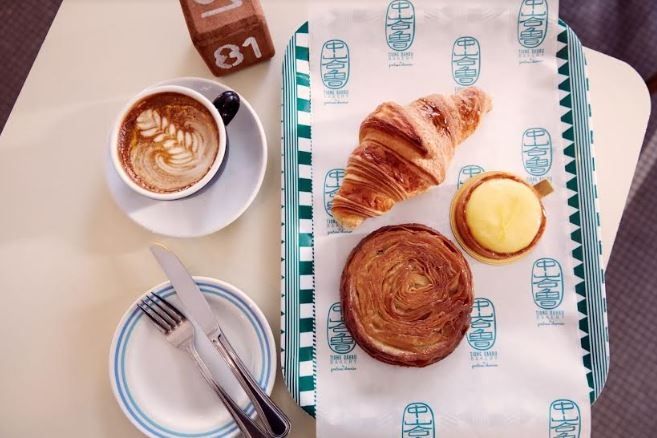 Tjong Bahru Bakery salah satu tujuan nongkrong di Singapura yang wajib disambangi. (Agoda)