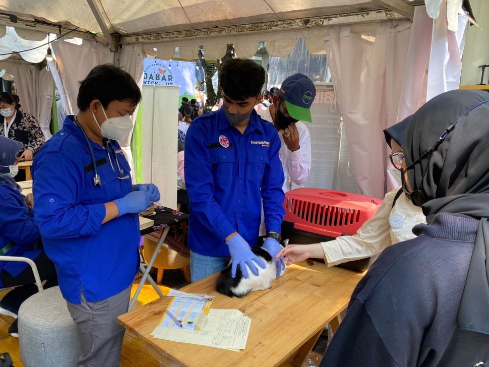 Valsinasi Hewan Peliharaan di Hari Rabies Sedunia. (Dok. Royal Canin Indonesia)