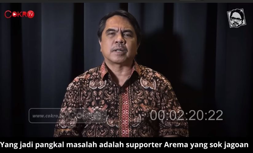 Ade Armando salahkan Aremania dalam tragedi Kanjuruhan. (YouTube/COKRO TV)