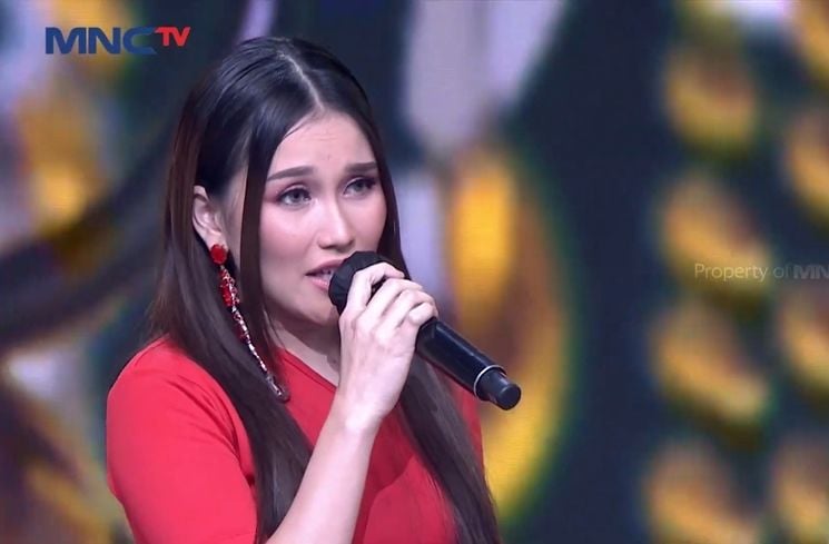 Potret Ayu Ting Ting Duet dengan Bilqis (YouTube KDI MNCTV)