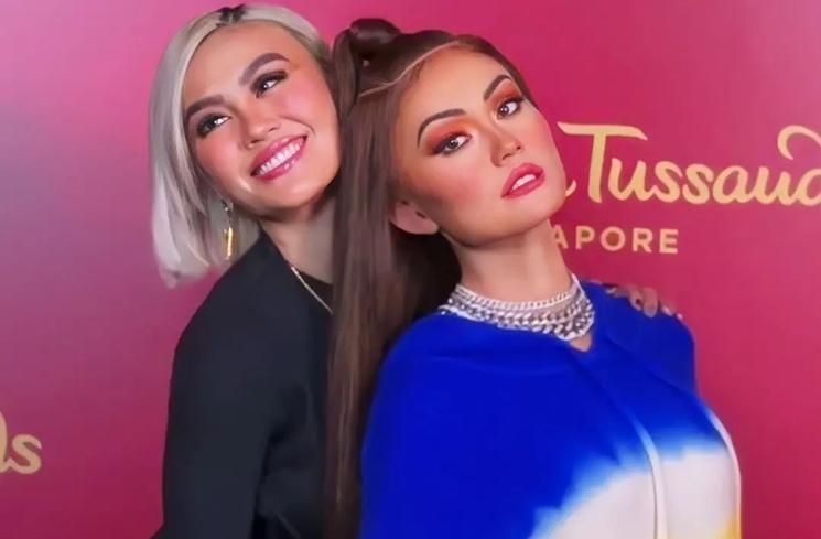 Momen Agnez Mo Jumpa 'Kembaran' di Madame Tussauds (instagram)