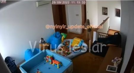 Terbaru, di media-media sosial, beredar CCTV yang diklaim merekam peristiwa penganiayaan Rizky Billar terhadap Lesti Kejora. [Instagram]