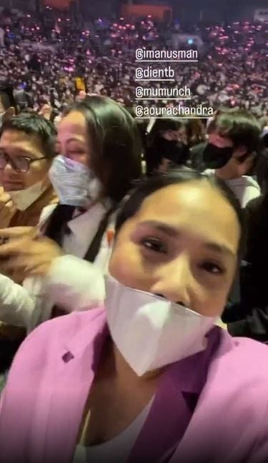 Momen Nagita Slavina Nonton Konser Blackpink. (Instagram/raffinagita1717)