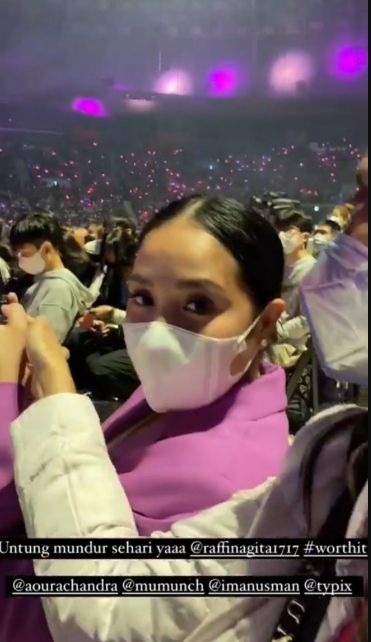 Momen Nagita Slavina Nonton Konser Blackpink. (Instagram/dientb)