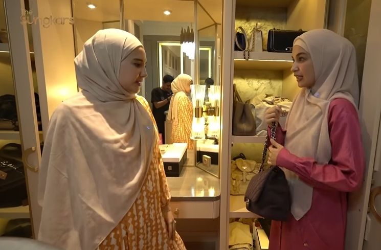 Wardrobe Baru Shireen Sungkar (YouTube The Sungkars)