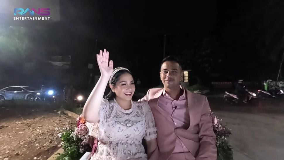 Raffi Ahmad dan Nagita Slavina Naik Delman Keliling Jakarta Saat Anniversary Pernikahan. (Dok: YouTube/Rans Entertainment)