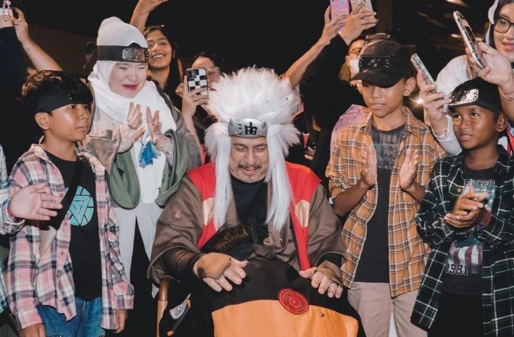 Potret Cosplay Unik di Ultah Fadil Jaidi (Instagram/@fadiljaidi)