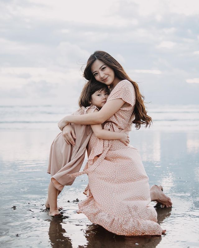 Potret Terbaru Vechia Anak Franda (Instagram/@frandaaa87)