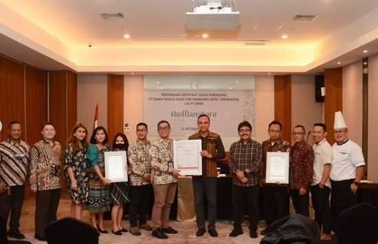 The Manohara Hotel Yogyakarta Resmi Menerima Sertifikat Usaha Pariwisata 