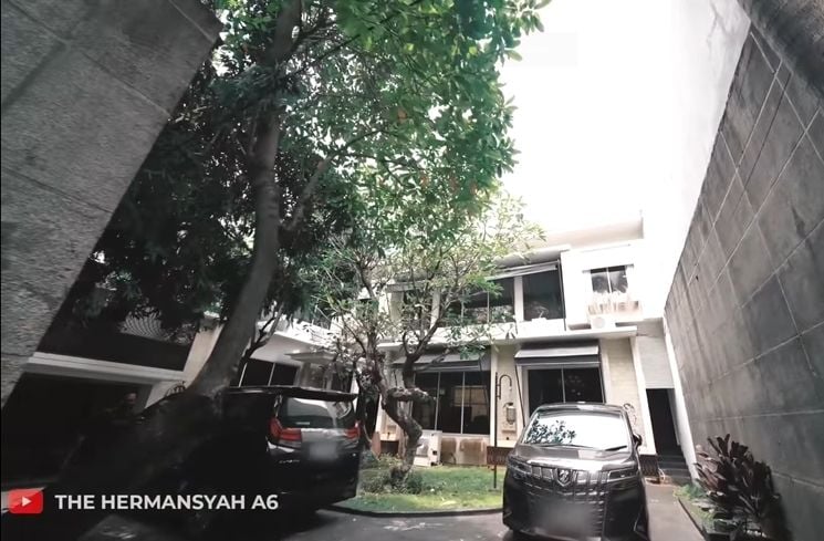 Rumah Tasya Farasya (YouTube/The Hermansyah A6)