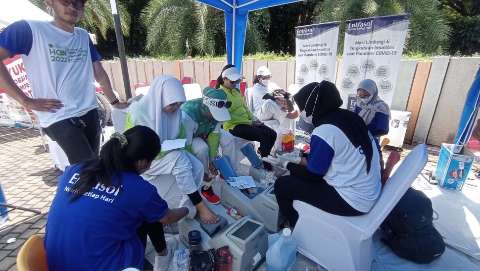 Hari Osteoporosis Nasional di Plaza Utara, Gelora Bung Karno, Jakarta Pusat (Suara.com/ Fajar Ramadhan)