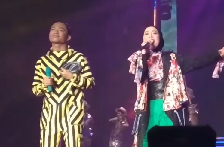 Potret Lesti Kejora di Konser Bertrand Peto (YouTube/The Onyo Family)