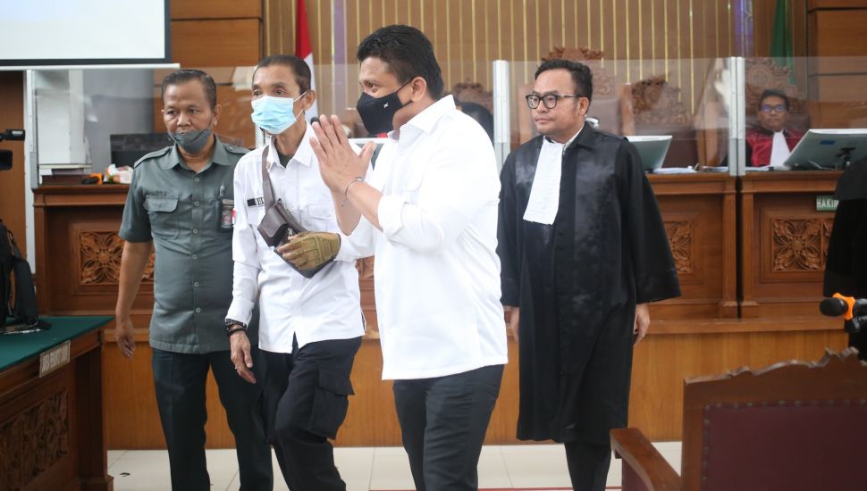 Terdakwa kasus pembunuhan Brigadir J, Ferdy Sambo saat menjalani sidang lanjutan di Pengadilan Negeri Jakarta Selatan, Rabu (26/10/2022). [Suara.com/Alfian Winanto]