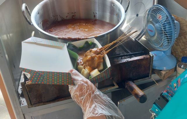 Sate kuliner khas Nusantara. (Lilis/Suara.com)