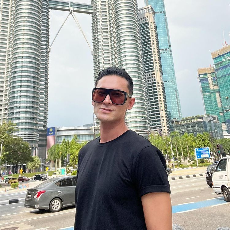 Potret Indra Bruggman Makin Kurus. (Instagram/indrabruggman)