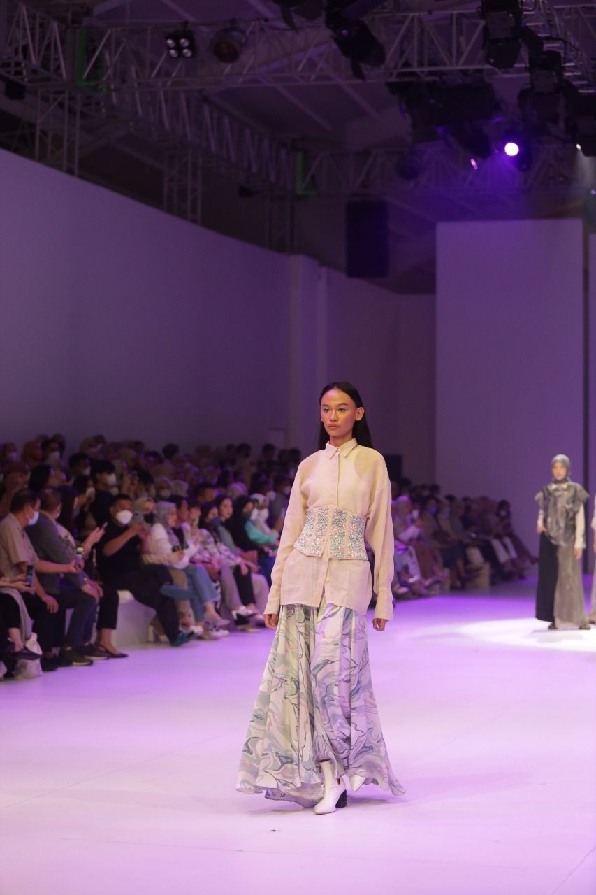 Perpaduan material berkualitas serta orisinalitas motif dari Daliatex dan Kami melahirkan Minka Collection yang menggambarkan keberanian dan kecantikan setiap perempuan Indonesia.