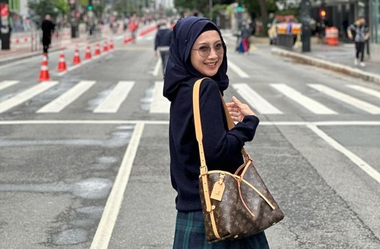 Potret Liburan Desy Ratnasari ke Brasil (Instagram/@desyratnasariterdepan)