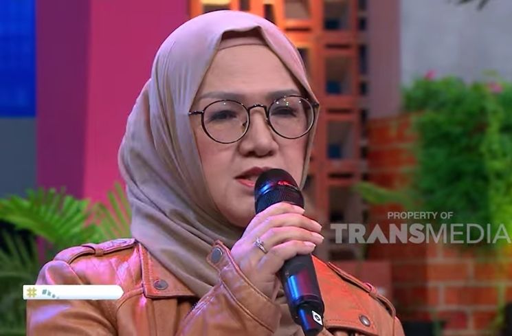 Potret Terbaru Tuty Wibowo (YouTube TRANS TV Official)